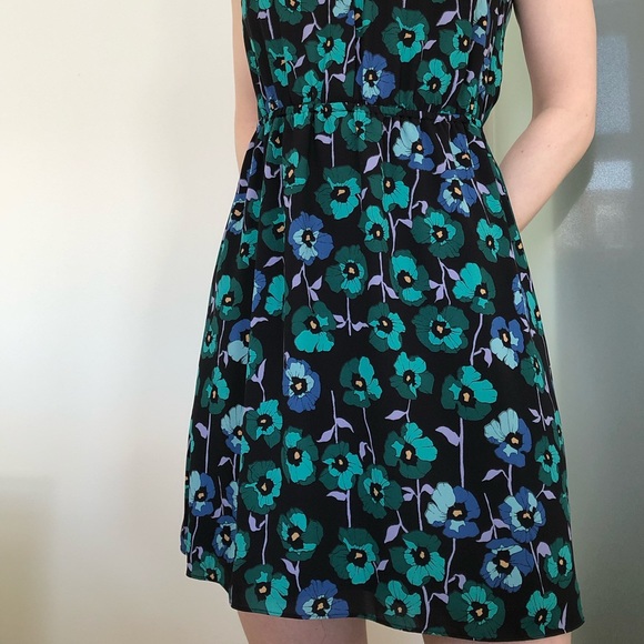 Aritzia Sunday Best Floral dress - Picture 2 of 4